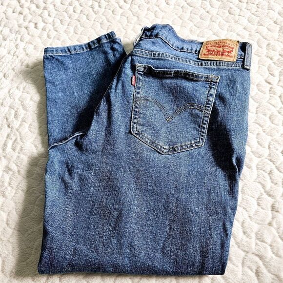Levis Boyfriend Jeans 33 distressed ripped frayed denim - Picture 1 of 6